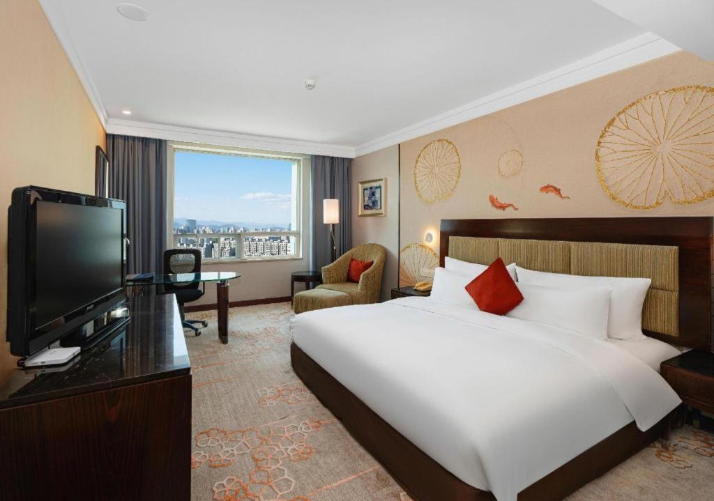 Hubei Poly Hotel Wuhan Exterior photo
