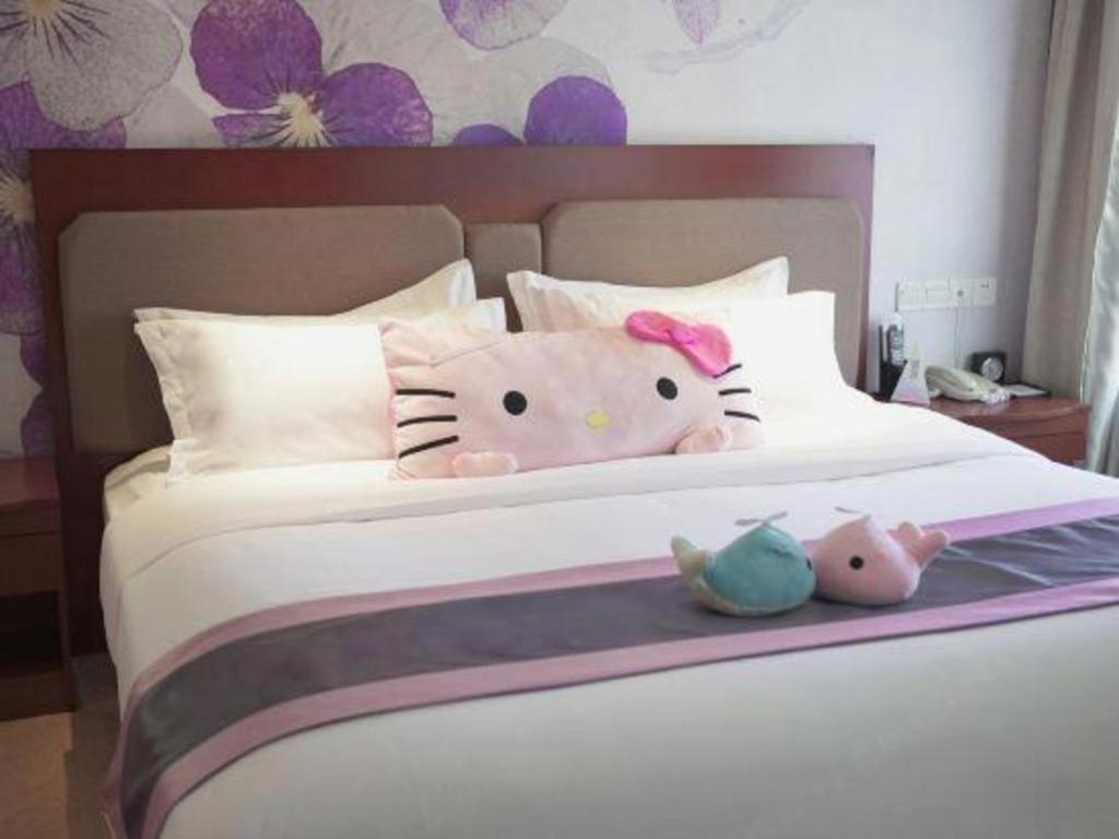 Hubei Poly Hotel Wuhan Exterior photo