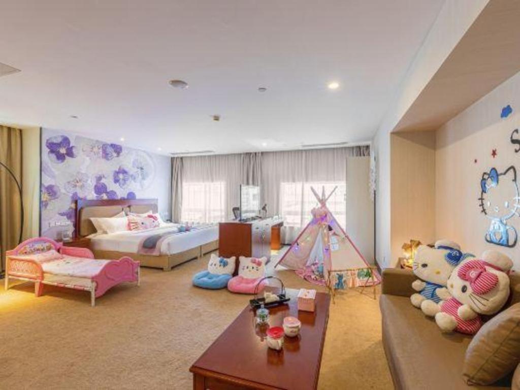 Hubei Poly Hotel Wuhan Exterior photo