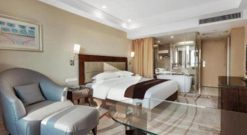 Hubei Poly Hotel Wuhan Exterior photo