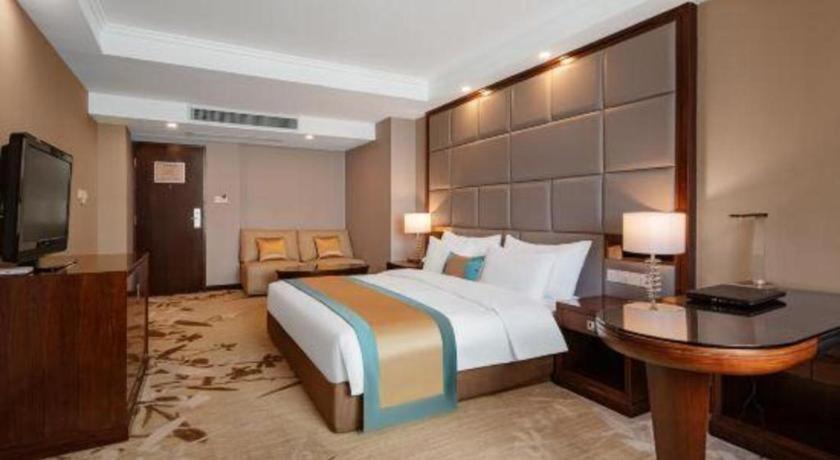 Hubei Poly Hotel Wuhan Exterior photo